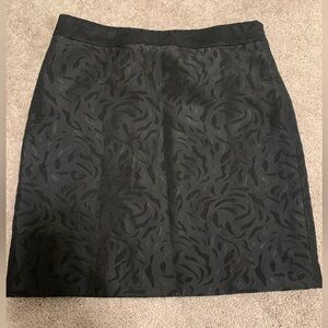 Ann Taylor Loft Black Textured Floral‎ Skirt 0